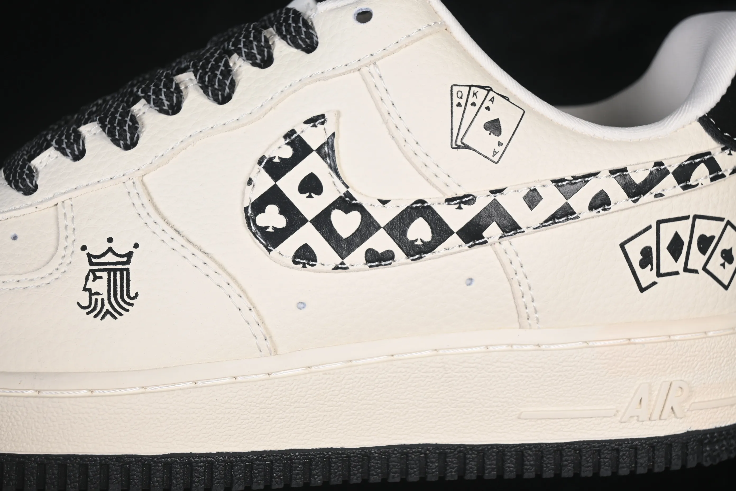 All categories Nk Air Force 1 Air Force series Nk Air Force 1 Low Air Force low-top Nike Air Force 1'07 Low Limited to the Year of the Horse, immediate success Air Force 1 low-top casual sneakers KJ1688-026